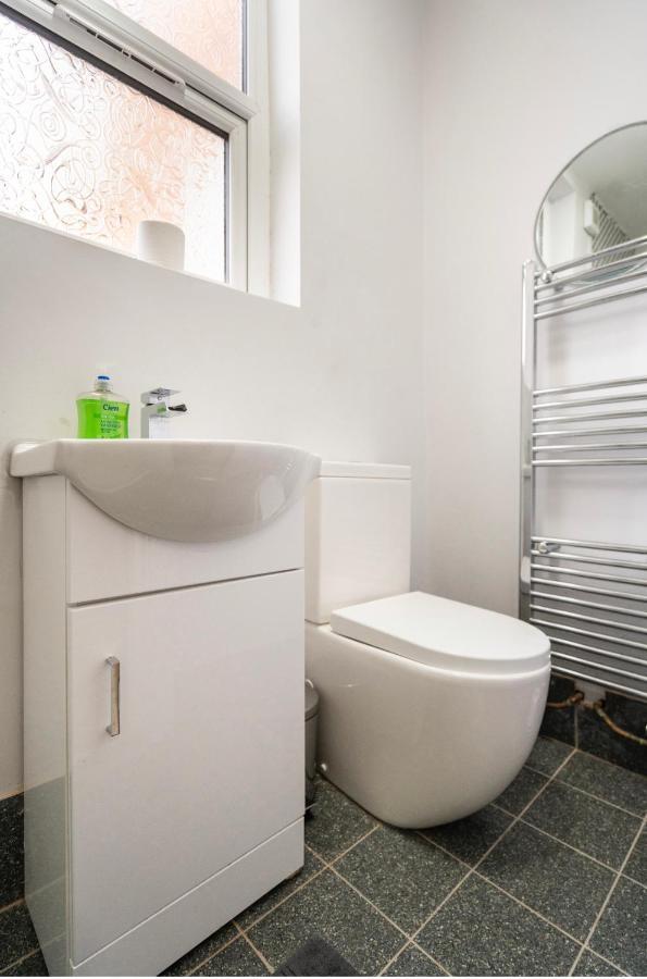 Luxury Flat In Moseley With Free Parking *