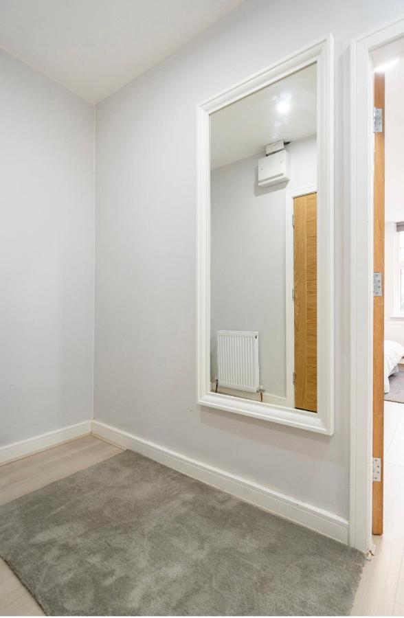 Luxury Flat In Moseley With Free Parking *